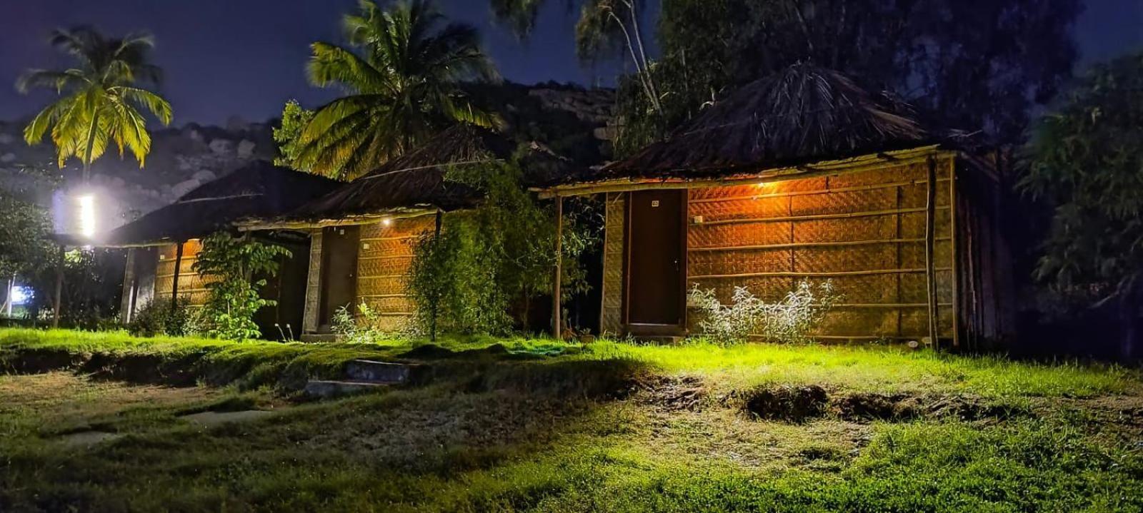 Banana Tree Home Stay 함피 외부 사진