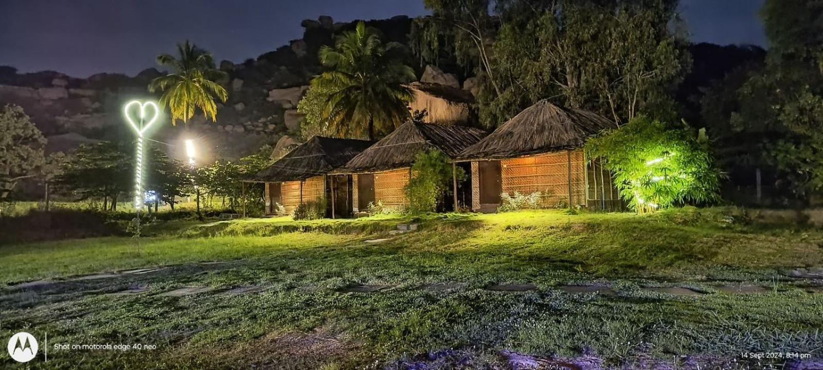 Banana Tree Home Stay 함피 외부 사진